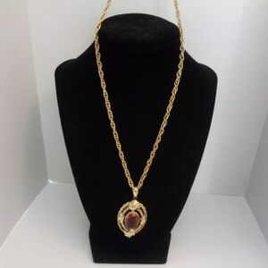 Vintage Glass Pendant Necklace